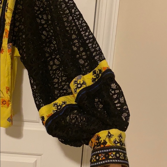 Free people bell sleeve lace shirt size M - Picture 3 of 5